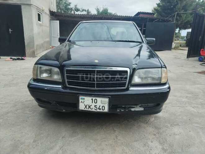 Mercedes C 220 1996, 320,000 km - 2.2 l - Masallı
