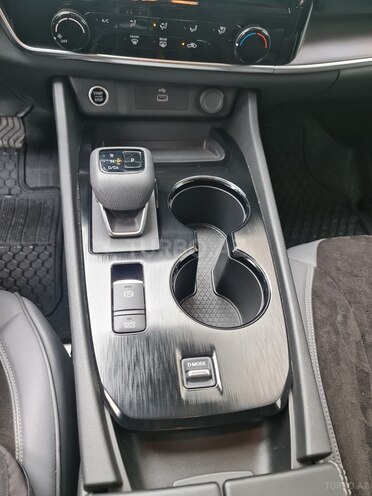 Nissan X-Trail 2023, 6,800 km - 2.5 l - Bakı