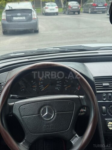 Mercedes C 220 d 2000, 576,000 km - 2.2 l - Bakı