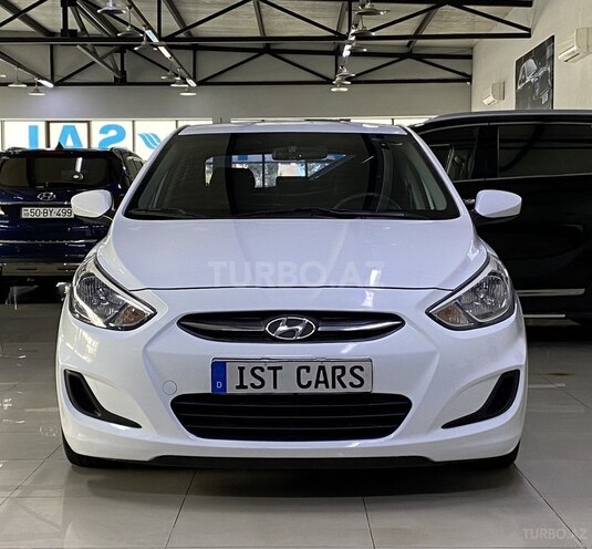 Hyundai Accent-1