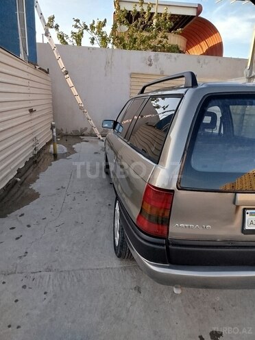 Opel Astra 1996, 450,000 km - 1.6 l - Sumqayıt
