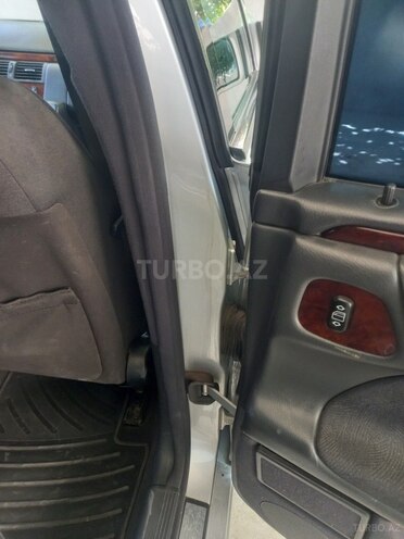 Mercedes E 240 1999, 447,000 km - 2.4 l - Tovuz