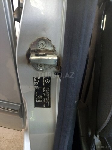Mercedes E 240 1999, 447,000 km - 2.4 l - Tovuz