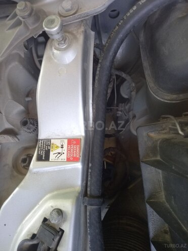 Mercedes E 240 1999, 447,000 km - 2.4 l - Tovuz