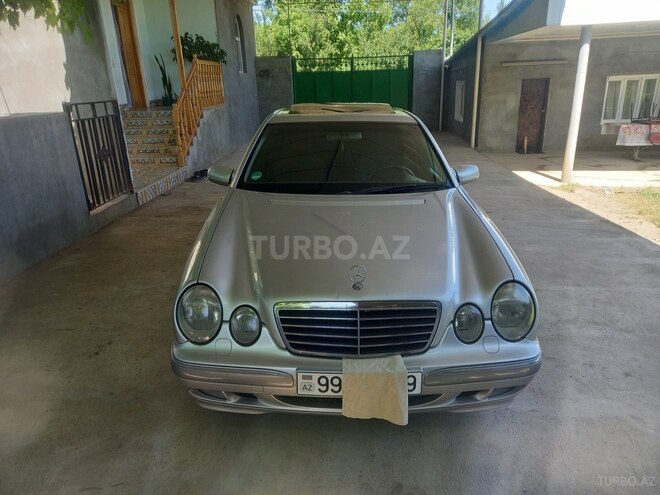 Mercedes E 240 1999, 447,000 km - 2.4 l - Tovuz