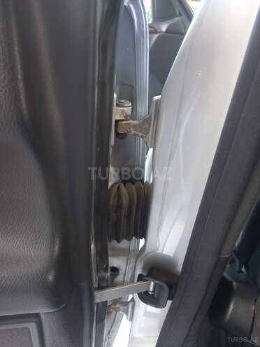 Mercedes E 240 1999, 447,000 km - 2.4 l - Tovuz
