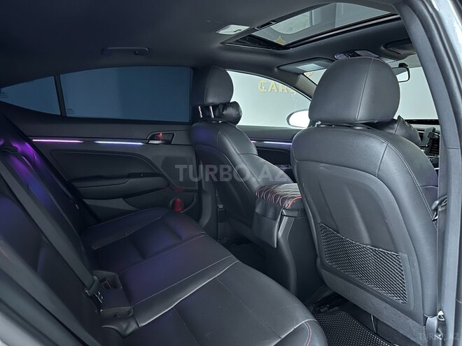 Hyundai Elantra 2017, 98,000 km - 1.6 l - Bakı