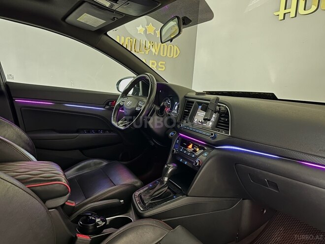 Hyundai Elantra 2017, 98,000 km - 1.6 l - Bakı