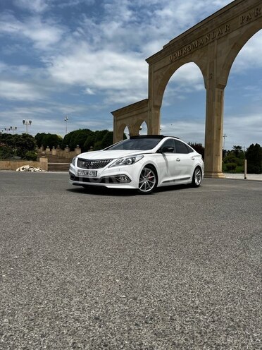 Hyundai Grandeur 2015, 196,870 km - 2.2 l - Bərdə
