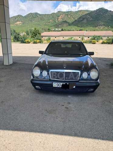 Mercedes E 240 1998, 433,333 km - 2.4 l - Ağsu