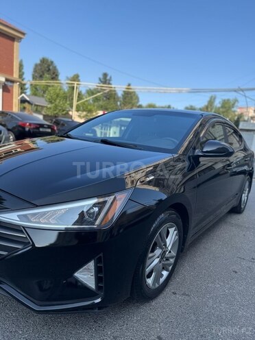 Hyundai Elantra 2018, 182,178 km - 2.0 л - Bakı