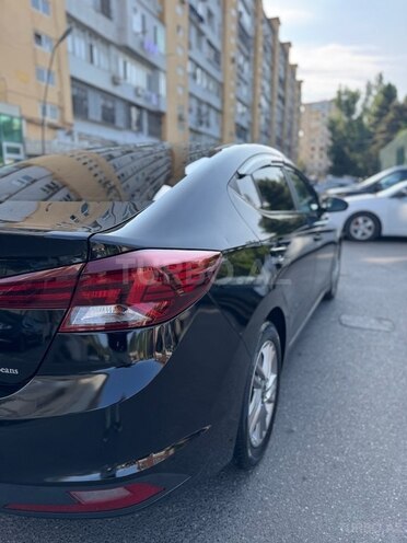 Hyundai Elantra 2018, 182,178 km - 2.0 л - Bakı