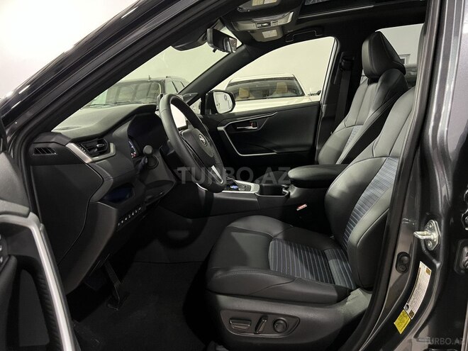 Toyota RAV4 2024, 4,600 km - 2.5 l - Bakı