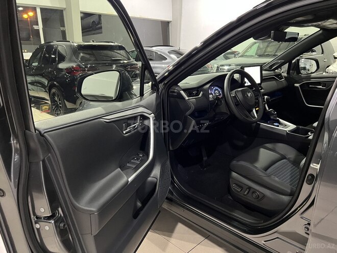 Toyota RAV4 2024, 4,600 km - 2.5 l - Bakı