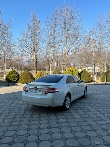 Toyota Camry 2010, 263,000 km - 2.4 л - Şəki
