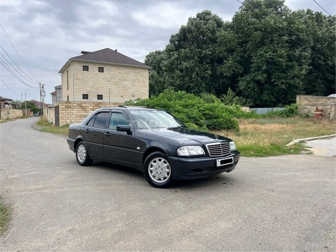 Mercedes C 200 1999, 328,507 km - 2.0 l - Masallı