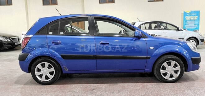 Kia Rio-2