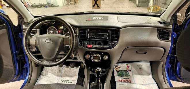 Kia Rio-9
