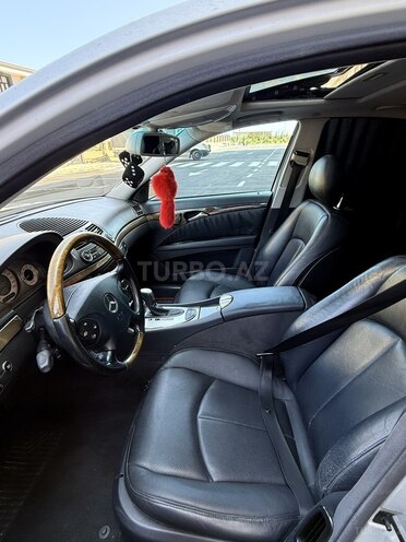 Mercedes E 240 2002, 248,000 km - 2.6 l - Bakı