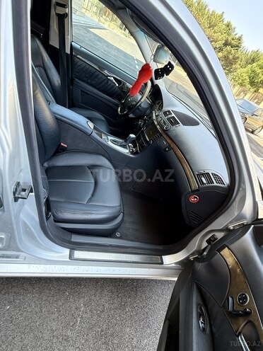 Mercedes E 240 2002, 248,000 km - 2.6 l - Bakı