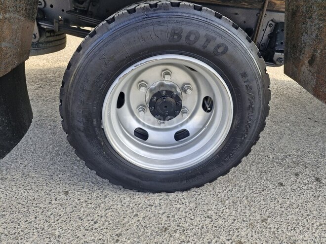 Isuzu NMR 85 2018, 215,148 km - 3.0 l - Bakı