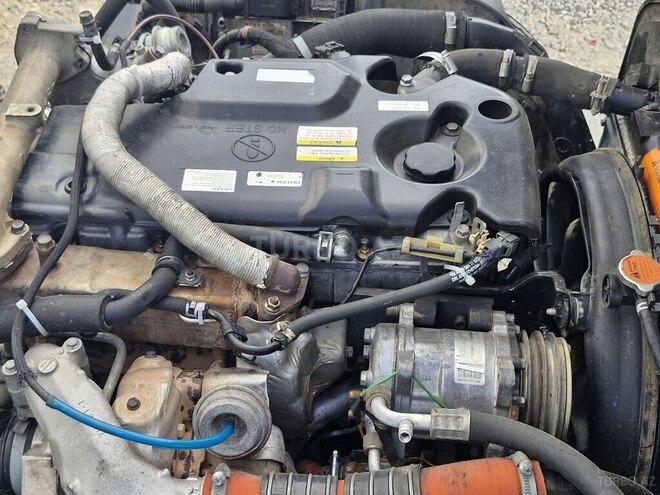 Isuzu NMR 85 2018, 215,148 km - 3.0 l - Bakı