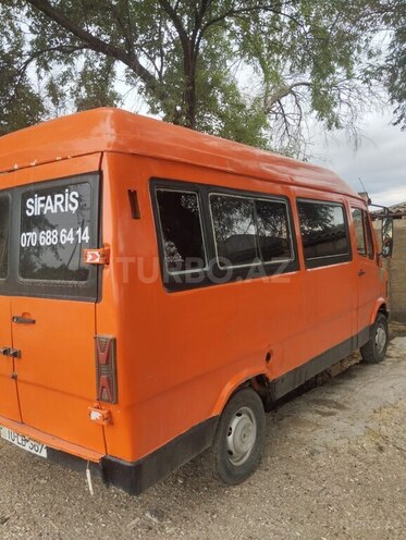 Mercedes 208 D 1988, 578,355 km - 2.3 l - Şabran