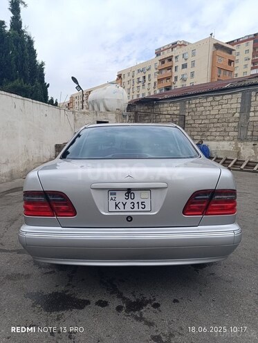 Mercedes E 320 2000, 258,321 km - 3.2 l - Bakı