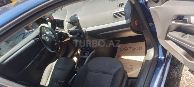 Opel Astra 2005, 259,718 km - 1.4 л - Gəncə