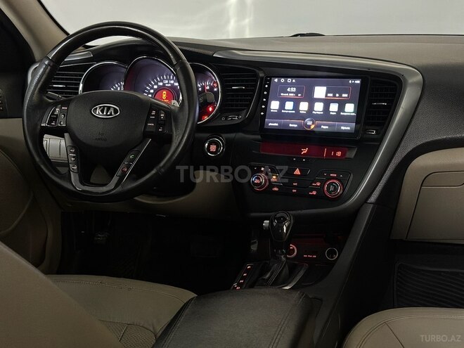 Kia Optima-15