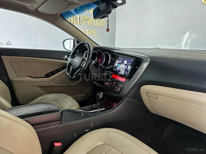 Kia Optima-13