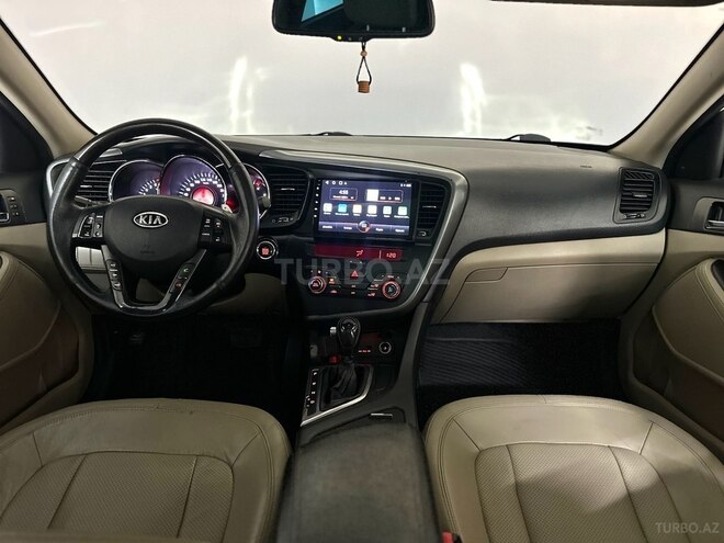 Kia Optima-17