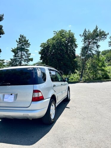 Mercedes ML 320 2000, 260,000 km - 3.2 l - Quba