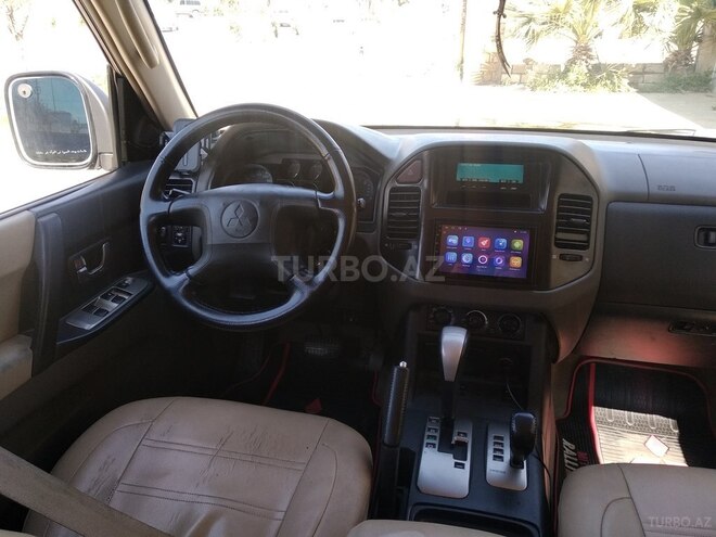 Mitsubishi Pajero 2003, 327,000 km - 3.5 l - Bakı