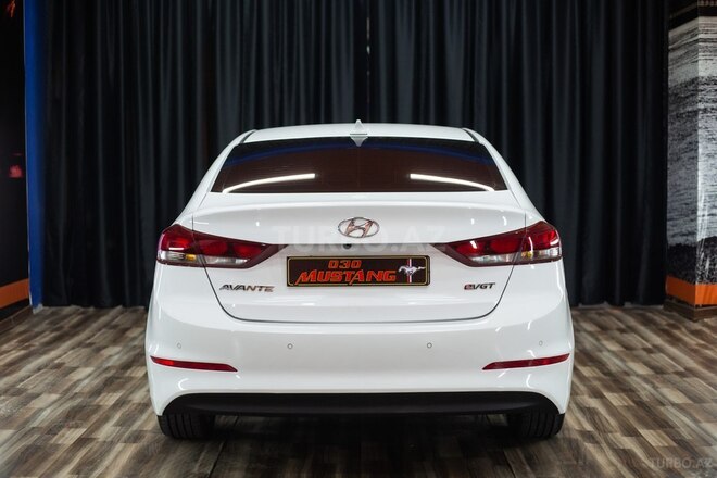 Hyundai Avante-10