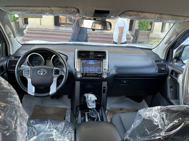 Toyota Land Cruiser Prado 2012, 139,000 km - 2.7 l - Bakı