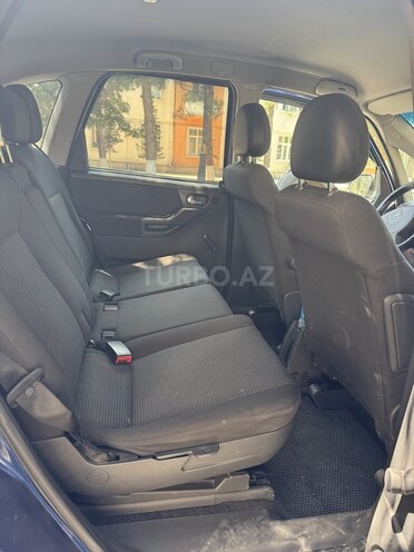 Opel Meriva-8