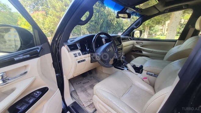 Lexus LX 570-9