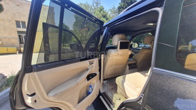 Lexus LX 570-10