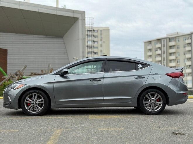 Hyundai Elantra 2017, 175,418 km - 2.0 л - Bakı
