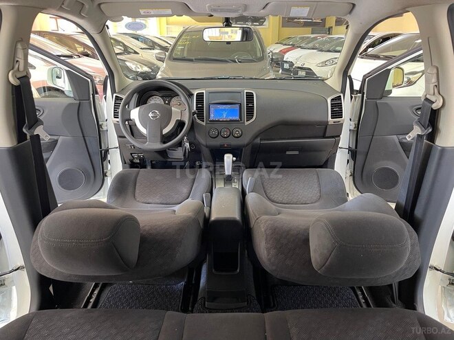 Nissan Wingroad-12