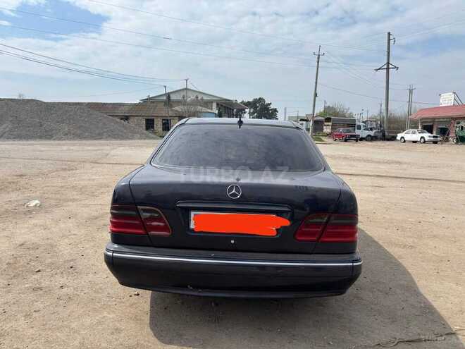 Mercedes E 270 2000, 600,000 km - 2.7 l - Bakı