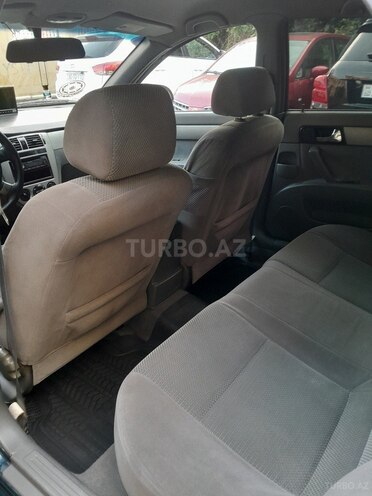 Chevrolet Lacetti-2