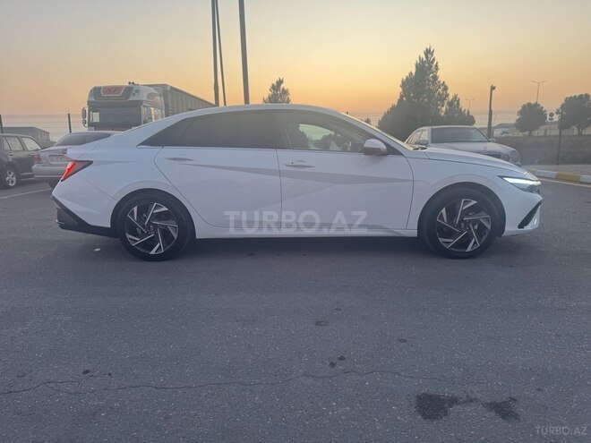 Hyundai Elantra 2024, 30,000 km - 1.6 л - Bakı