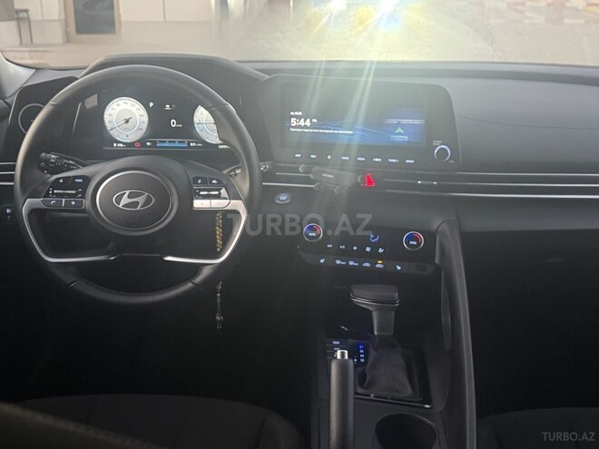 Hyundai Elantra 2024, 30,000 km - 1.6 л - Bakı