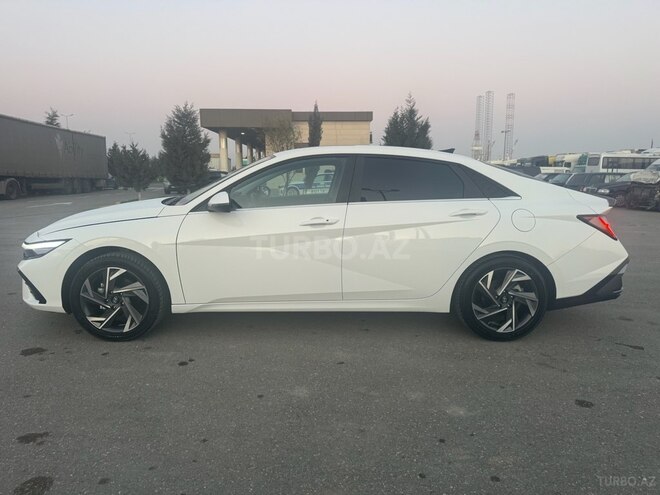 Hyundai Elantra 2024, 30,000 km - 1.6 л - Bakı