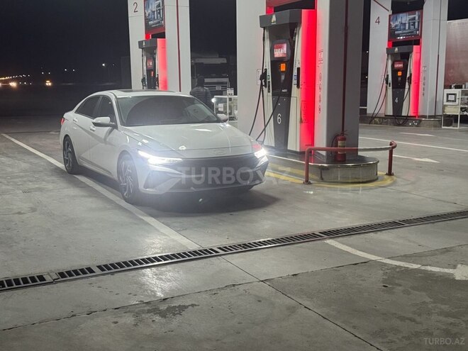 Hyundai Elantra 2024, 30,000 km - 1.6 л - Bakı