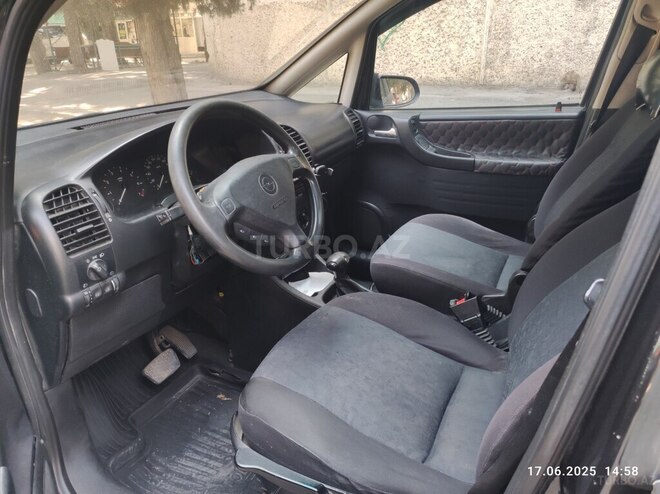 Opel Zafira 1999, 300,000 km - 1.8 л - Bakı