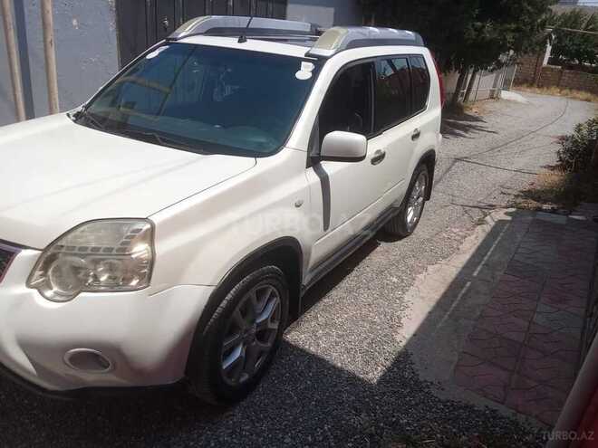 Nissan X-Trail 2013, 183,000 km - 2.5 л - Bakı