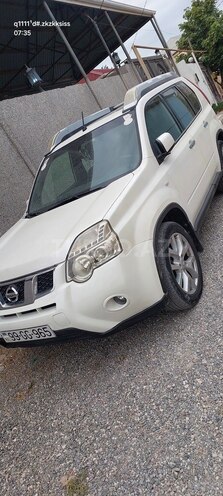 Nissan X-Trail 2013, 183,000 km - 2.5 л - Bakı